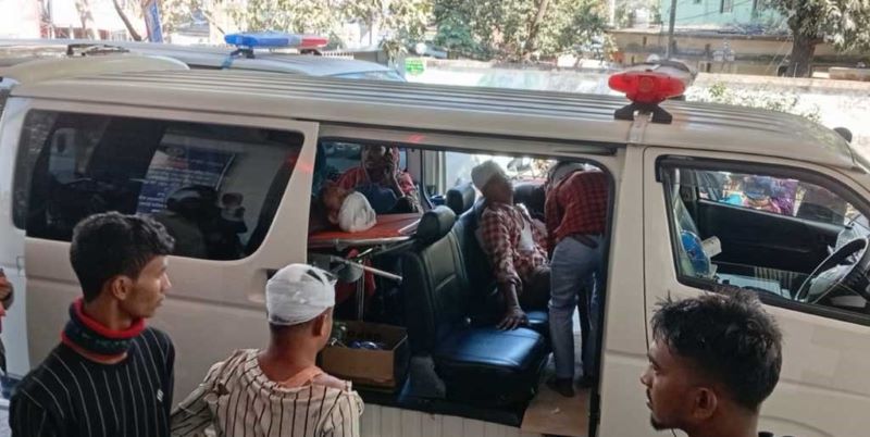 সংঘর্ষে জড়াল সিইপিজেডের দুই কারখানার শ্রমিকরা, আহত ১২